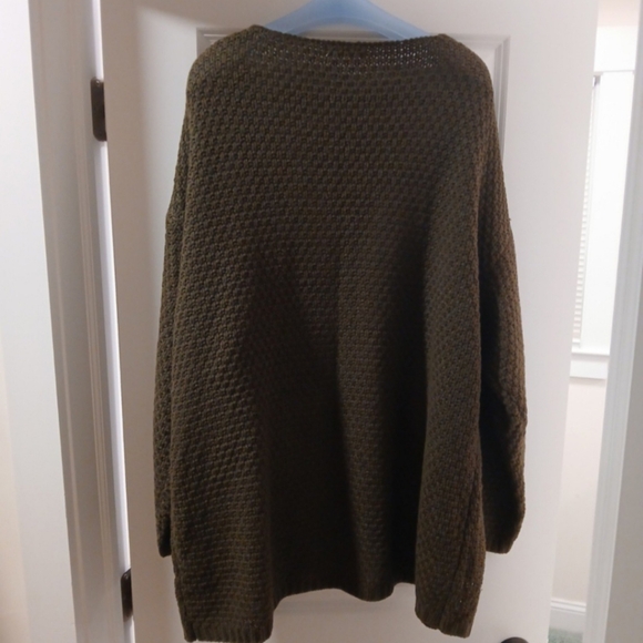 REBORN J Caroline Sweater in Olive with pockets!! - Picture 2 of 4